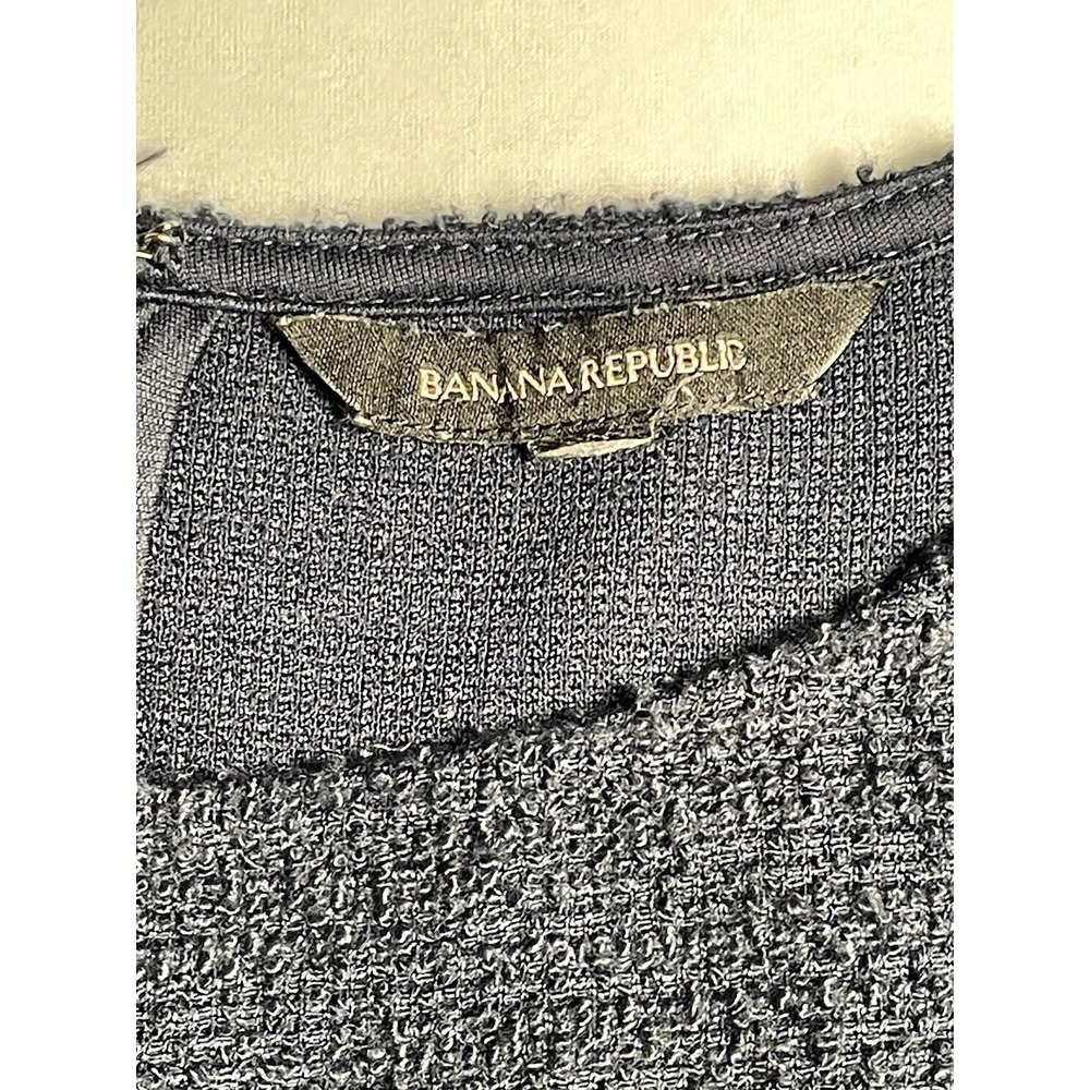 BANANA REPUBLIC Womens Size Medium Navy Blue Textured‎ Layered Zip Blouse - Picture 3 of 6